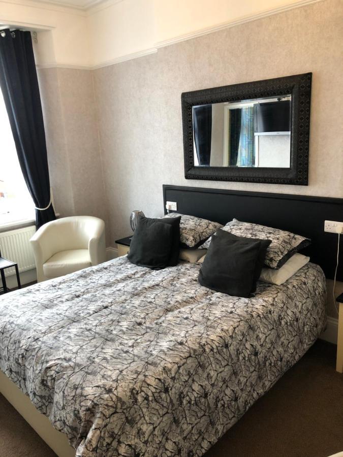 Milton Lodge Weston-super-Mare Extérieur photo